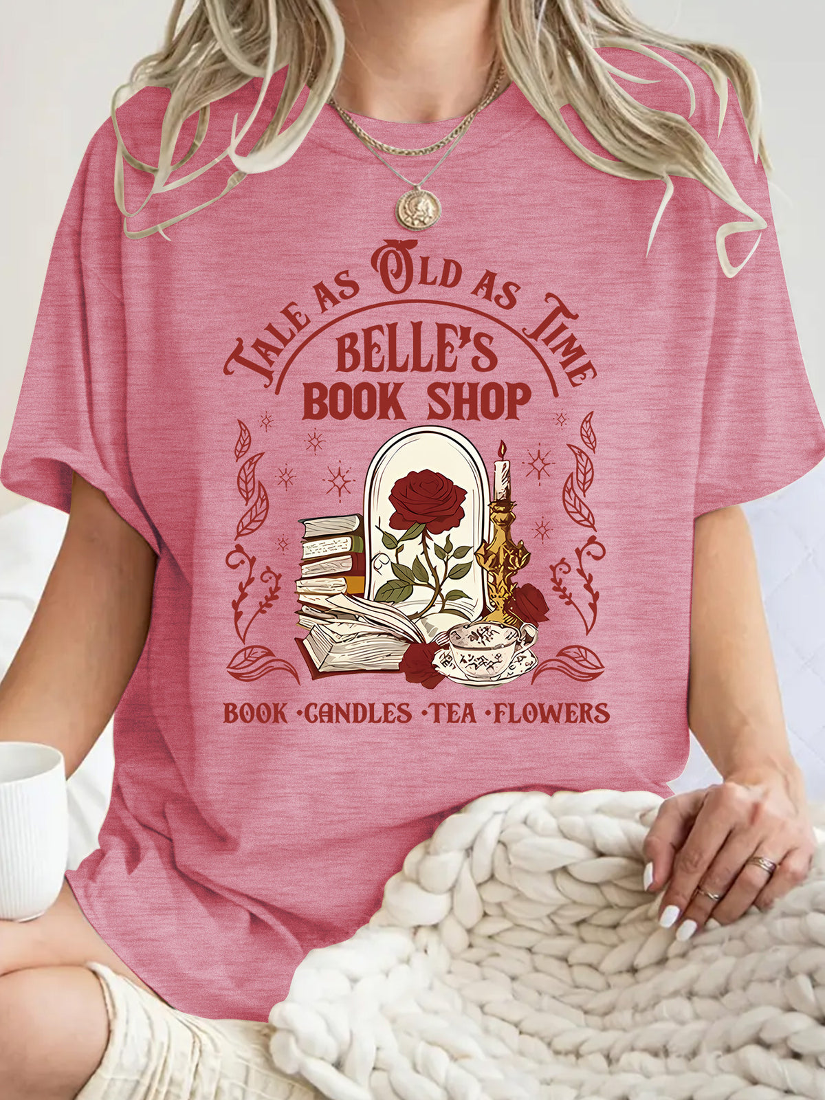 Short sleeved women's T-shirt rose book