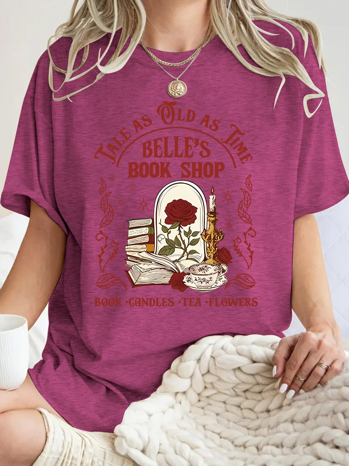 Short sleeved women's T-shirt rose book