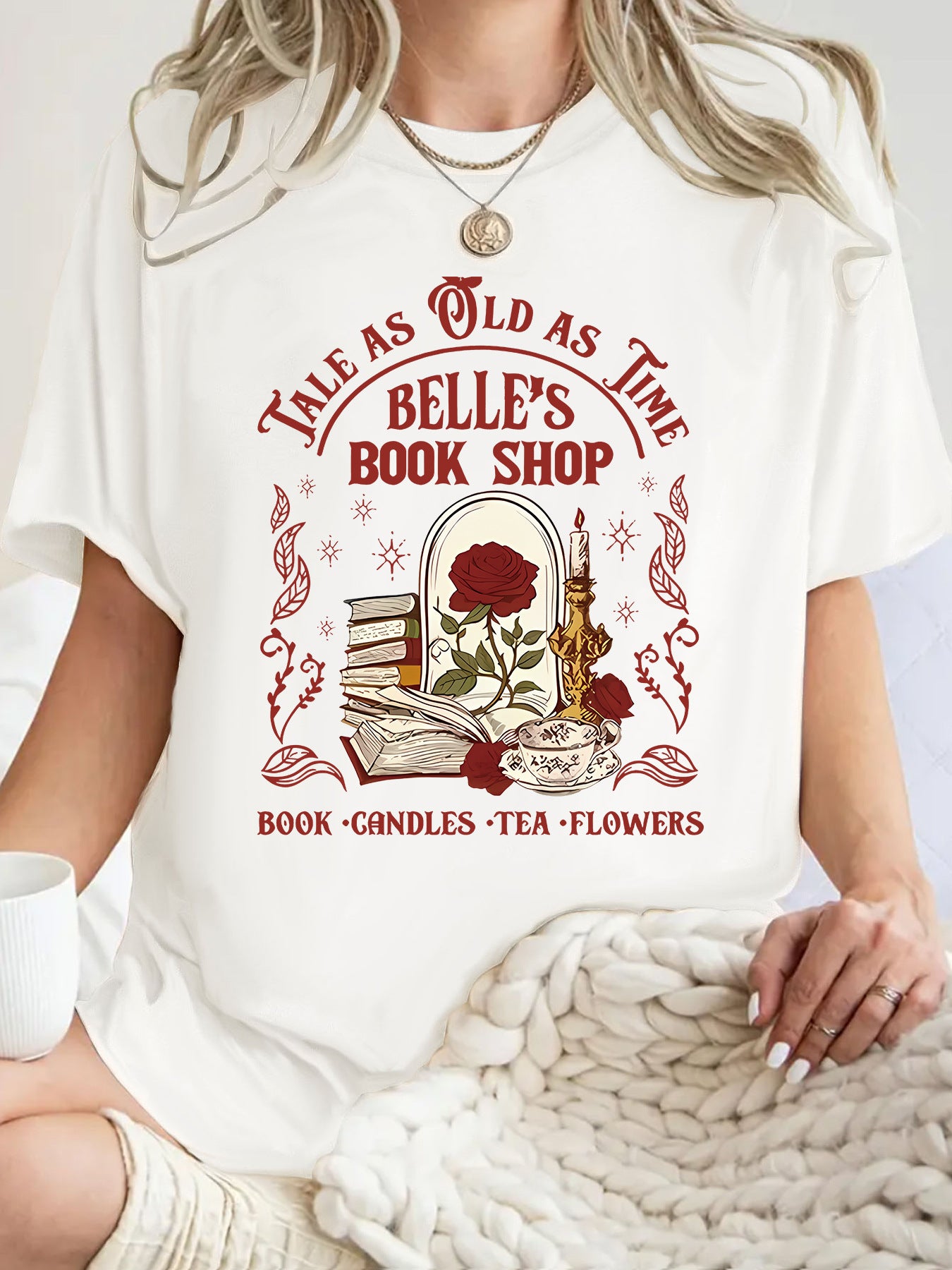 Short sleeved women's T-shirt rose book